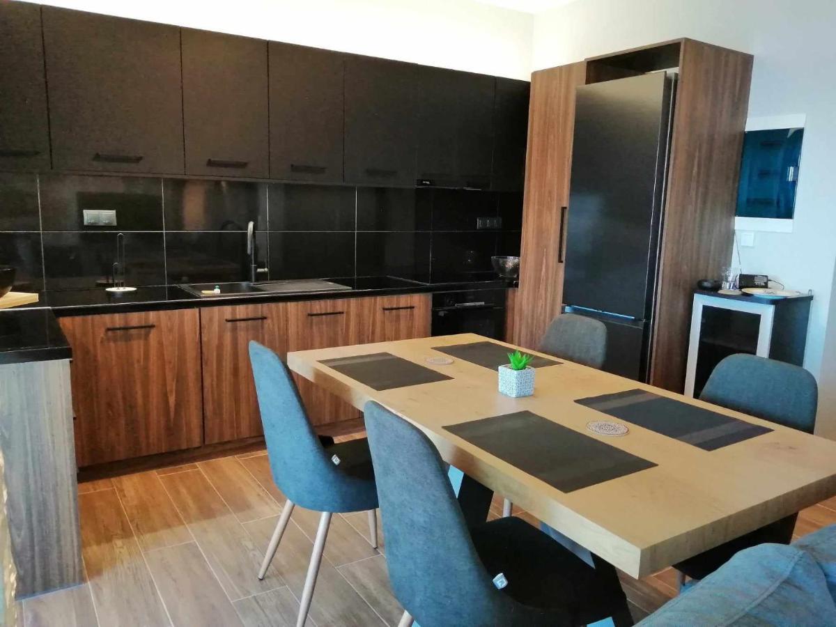 Infinity Blue Apartment Agni Ngoại thất bức ảnh